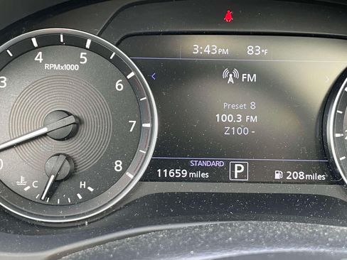 Used 2023 INFINITI QX50 Luxe AWD/4WD image 27