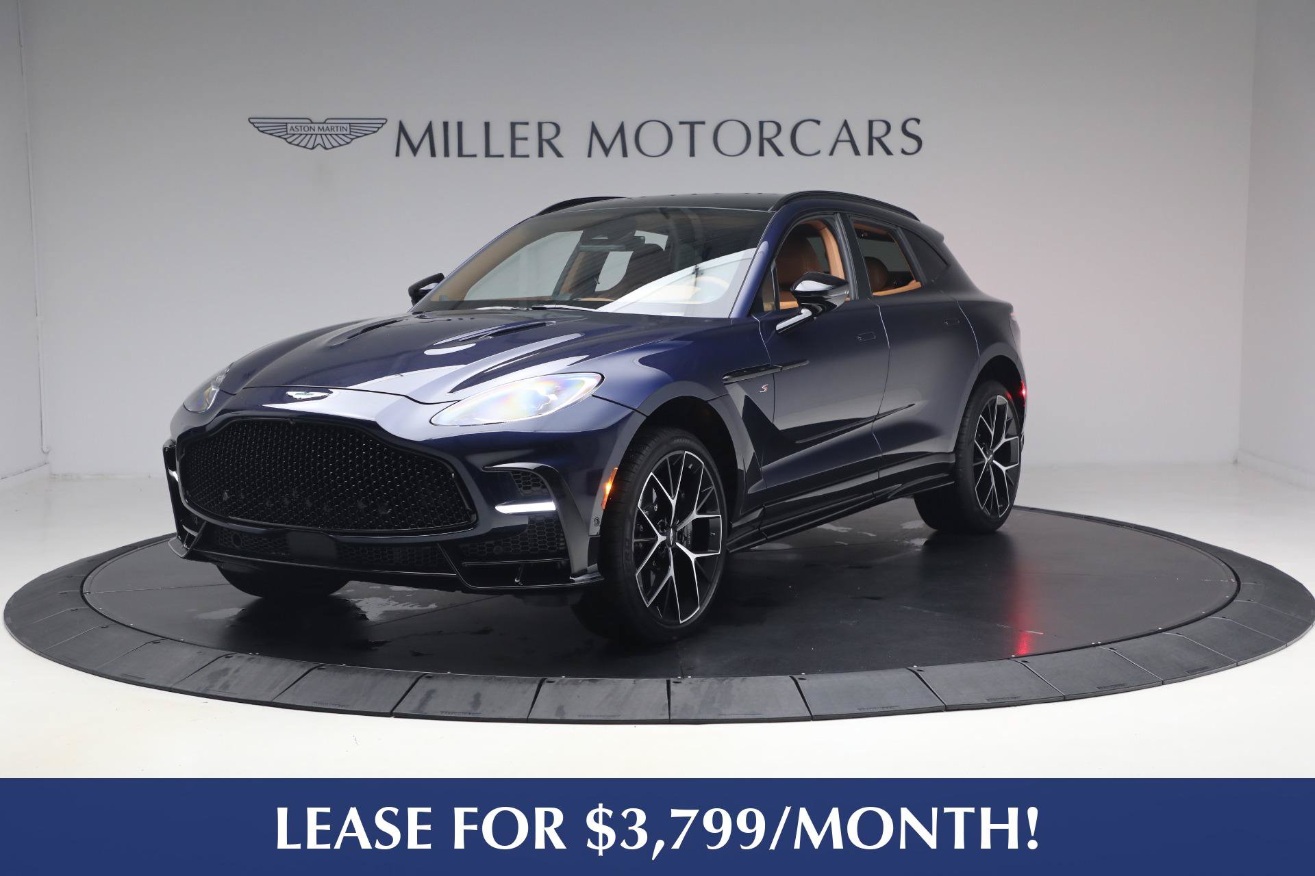 Used 2026 Aston Martin DBX S AWD/4WD image 1
