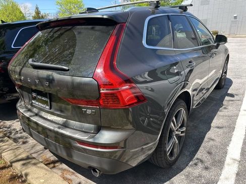 Used 2018 Volvo XC60 T5 Momentum w/ Advanced Package AWD/4WD image 6