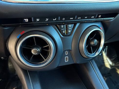 Used 2023 Chevrolet Blazer LT image 23