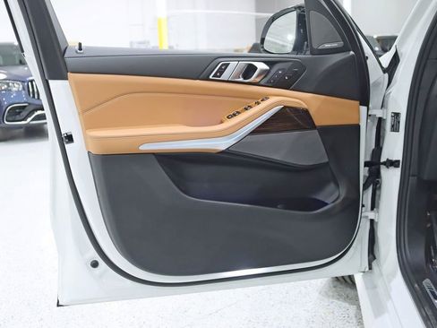 Used 2026 BMW X5 M60i image 37