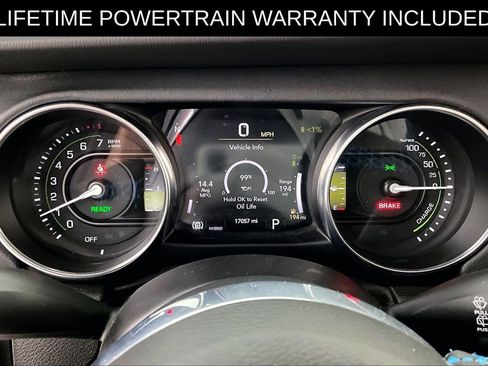 Used 2022 Jeep Wrangler Unlimited Rubicon 4xe w/ Cold Weather Group AWD/4WD image 30