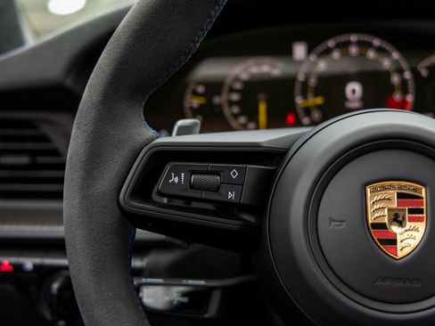 Certified 2026 Porsche 911 GT3 RWD image 39