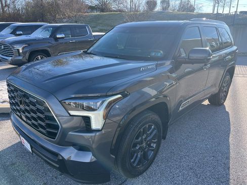 Certified 2025 Toyota Sequoia Platinum image 8