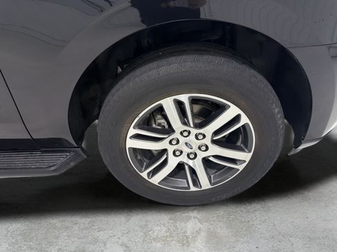 Used 2024 Ford Expedition Limited AWD/4WD image 17