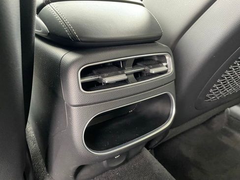 Used 2023 Genesis GV70 2.5T w/ Select Package image 28