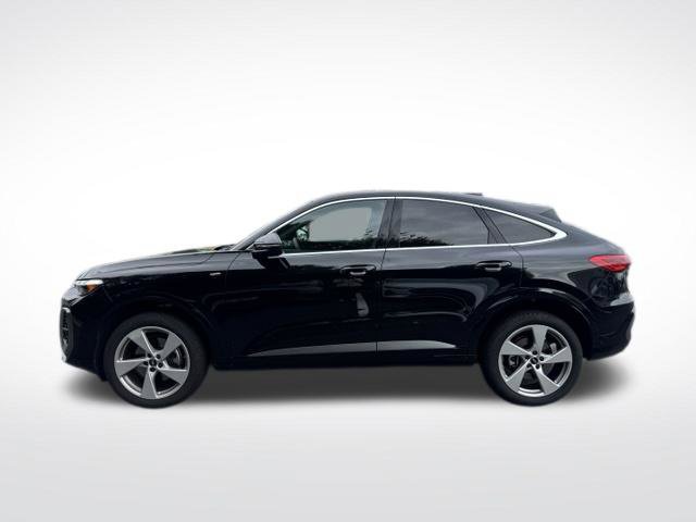 Certified 2025 Audi Q5 Premium Plus AWD/4WD image 6