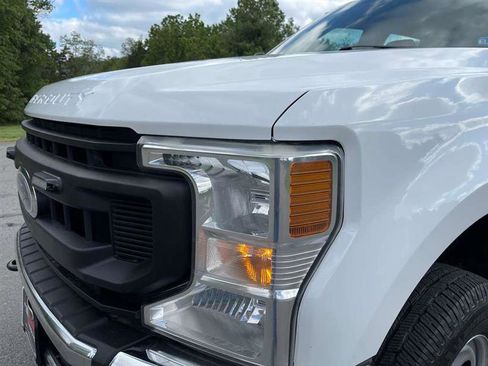Used 2022 Ford F250 XL w/ Power Equipment Group AWD/4WD image 37
