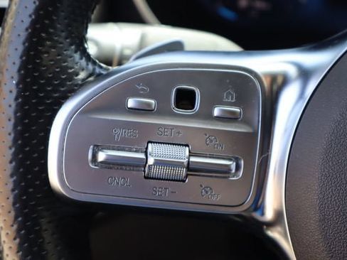 Used 2020 Mercedes-Benz GLC 300 4MATIC Coupe image 12