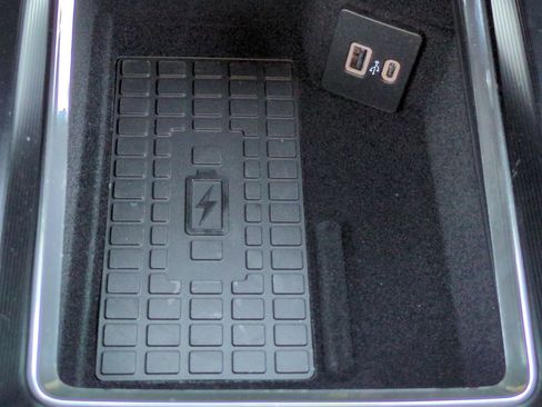 New 2026 Lincoln Corsair Reserve image 22