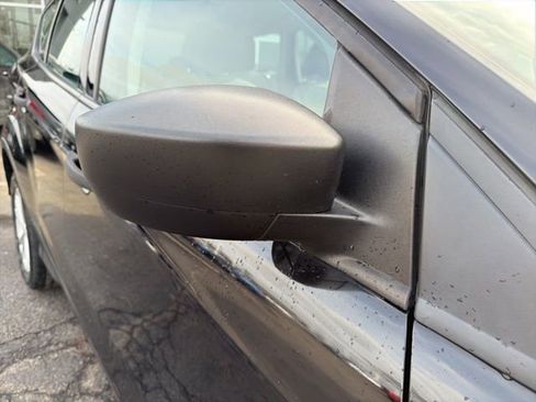 Used 2019 Ford Escape S image 3