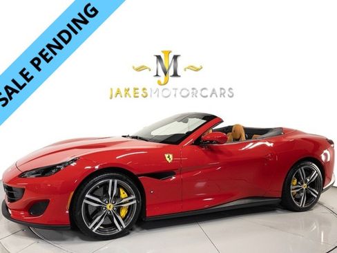 Used 2019 Ferrari Portofino RWD image 1