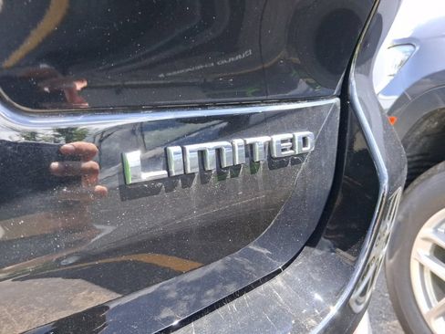 Certified 2023 Jeep Grand Cherokee L Limited AWD/4WD image 14