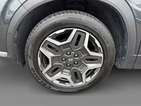 Used 2023 Hyundai Santa Fe Limited image 9