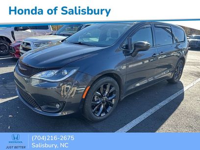 Used 2019 Chrysler Pacifica Touring Plus w/ S Appearance Package