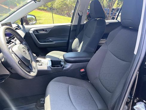 Certified 2024 Toyota RAV4 XLE AWD/4WD image 11