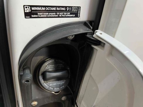 Used 2020 Mercedes-Benz Metris Passenger image 38
