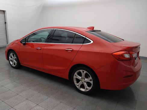 Used 2017 Chevrolet Cruze Premier image 3