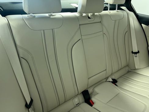 Used 2021 BMW 540i w/ Premium Package RWD image 31