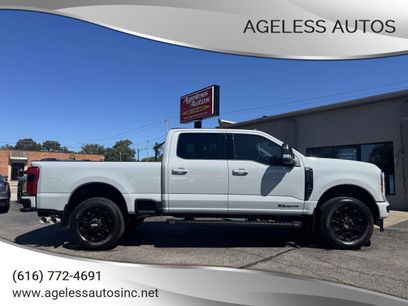 Used 2025 Ford F250 XLT w/ Black Appearance Package