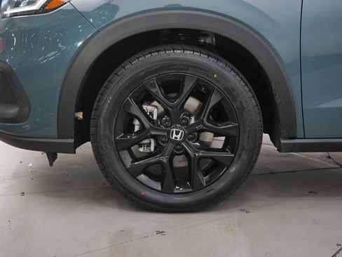 Used 2024 Honda HR-V Sport image 28