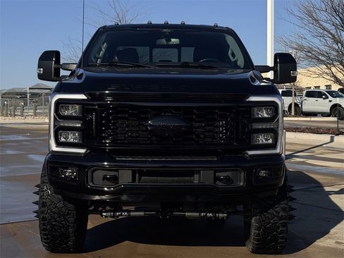 Used 2024 Ford F350 Lariat image 7