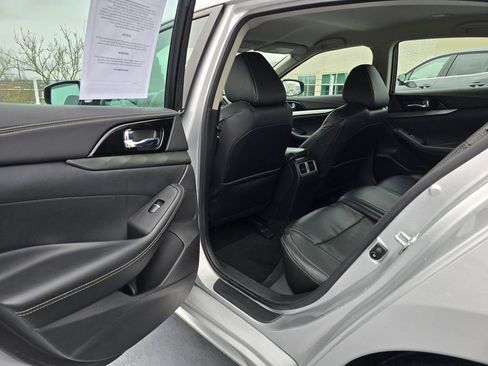 Used 2021 Nissan Maxima 3.5 SV w/ Floor Mat Group image 21