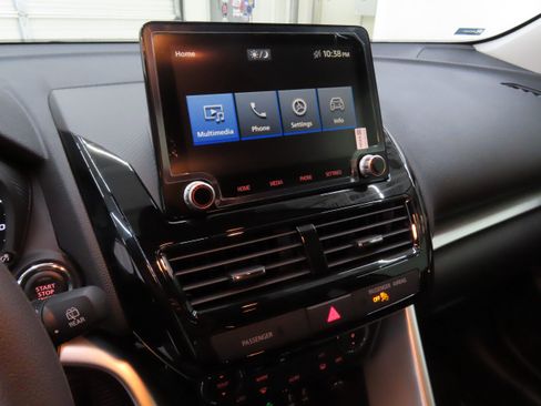 New 2025 Mitsubishi Eclipse Cross LE image 16