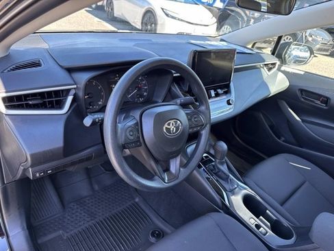 Certified 2025 Toyota Corolla LE image 11