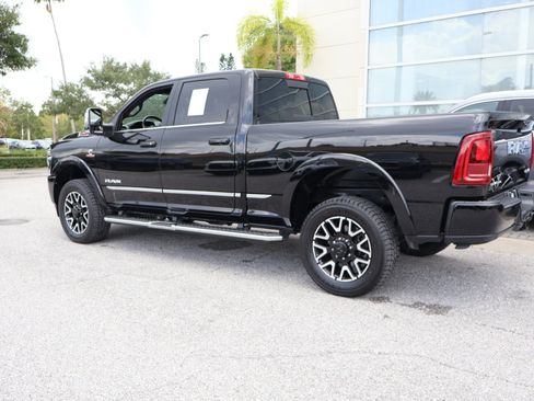 Used 2025 RAM 2500 Limited AWD/4WD image 6