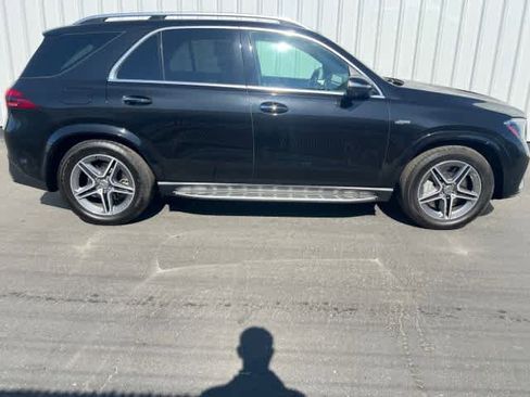 Certified 2025 Mercedes-Benz GLE 53 AMG 4MATIC image 7