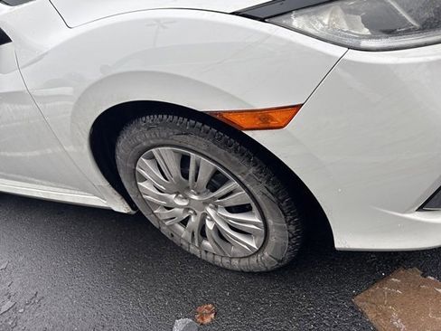 Used 2020 Honda Civic LX image 19