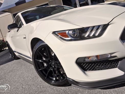 Used 2020 Ford Mustang Shelby GT350 w/ Technology Package RWD image 9