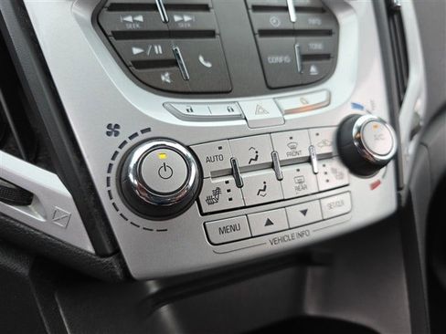 Certified 2015 GMC Terrain SLE w/ Chrome Edition image 16