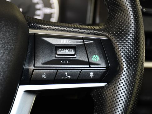 Used 2024 Mitsubishi Outlander SE AWD/4WD image 21