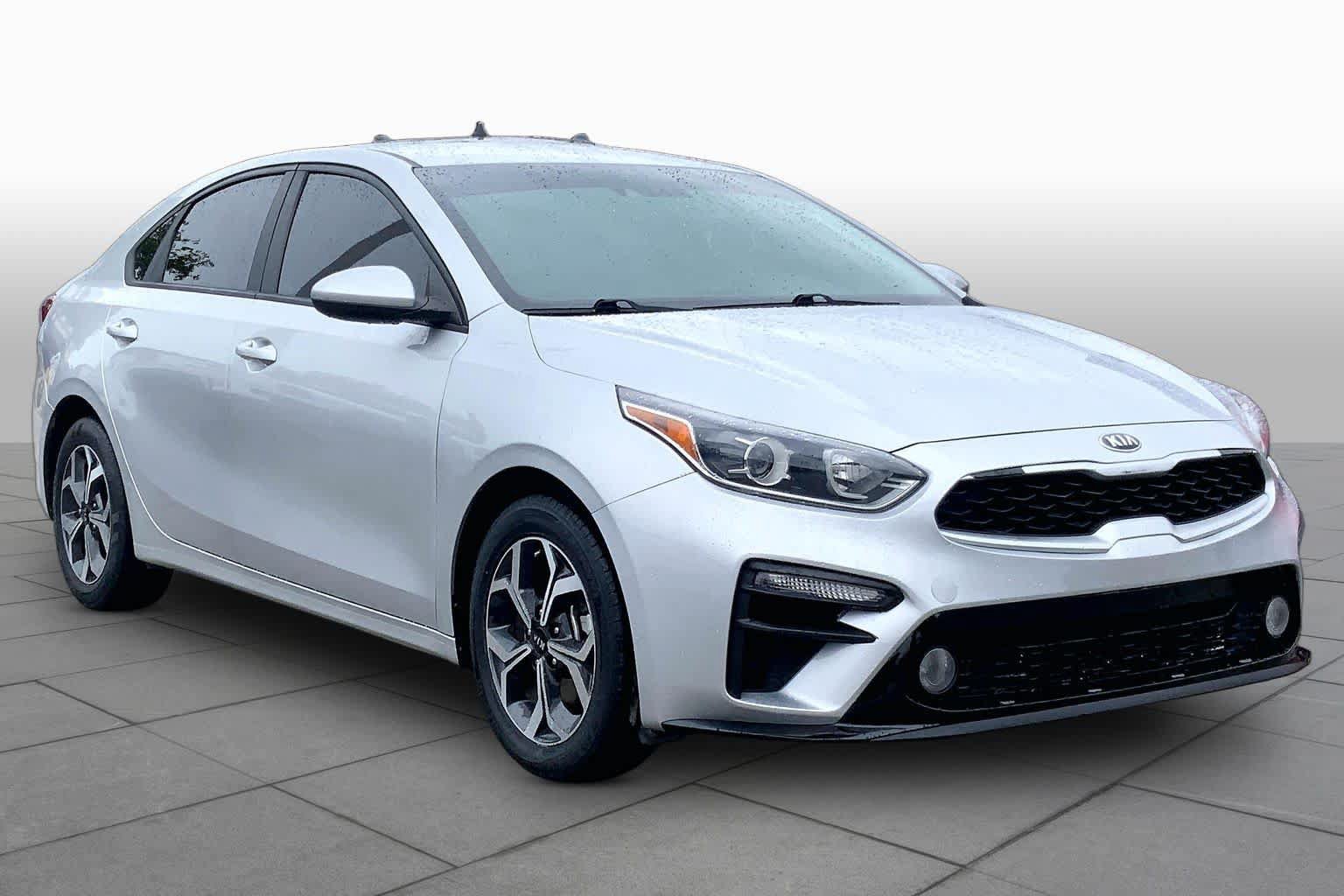 Used 2021 Kia Forte LXS FWD image 3