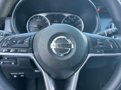 Certified 2021 Nissan Kicks S image 26