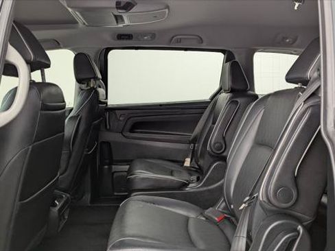 Used 2023 Honda Odyssey Elite image 16