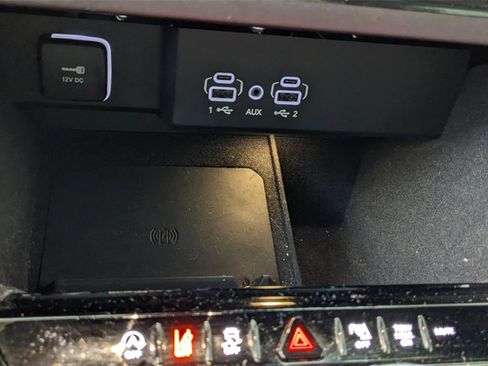 Used 2024 Jeep Wagoneer Series III image 31