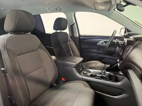 Used 2020 Chevrolet Traverse LS FWD image 10