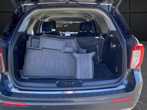 Certified 2022 Ford Explorer XLT w/ Equipment Group 202A image 13