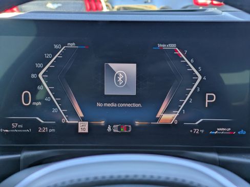 Used 2024 BMW M440i Coupe w/ Premium Package image 31