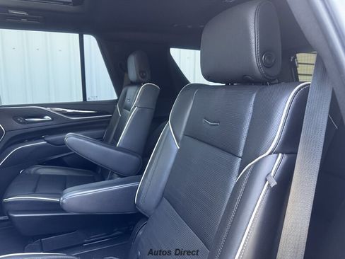 Used 2021 Cadillac Escalade Sport w/ Driver Assist Tech Package image 42