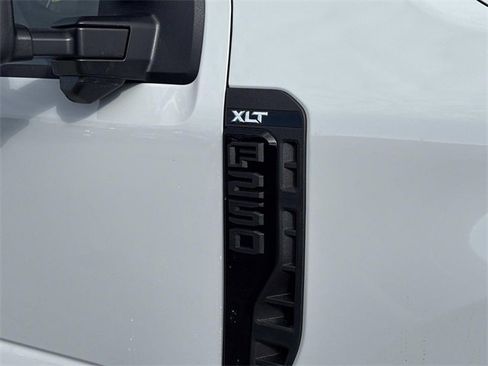 New 2026 Ford F250 XLT w/ XLT Premium Package image 10