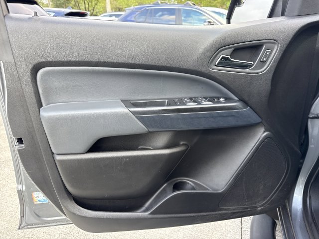 Used 2019 Chevrolet Colorado Z71 AWD/4WD image 13
