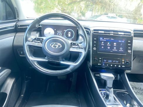 Used 2022 Hyundai Tucson SEL w/ Convenience + Premium Package FWD image 11
