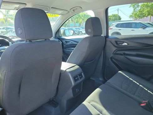 Used 2023 Chevrolet Equinox LT image 14