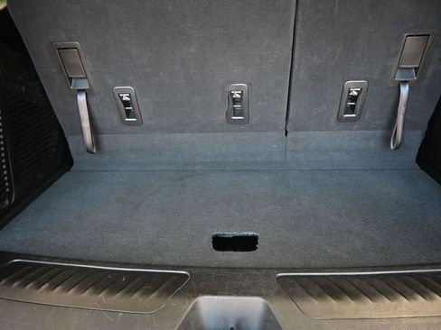 Used 2023 Chevrolet Tahoe LT image 22