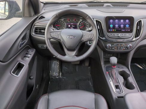 Used 2022 Chevrolet Equinox RS w/ RS Leather Package image 16