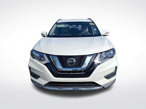 Used 2018 Nissan Rogue SV FWD image 2